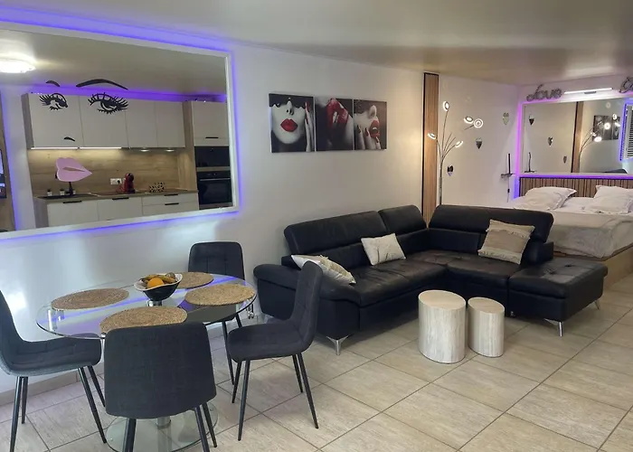 HOLIDAYS - Studio Héliopolis C 66 - Luxe - 2 personnes Agde